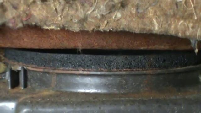 Preparing to remove the heater box from 1971 Plymouth Valiant смотреть онлайн