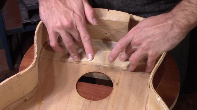 #17 Как сделать гитару из советской фабрички: футер под накладку смотреть онлайн