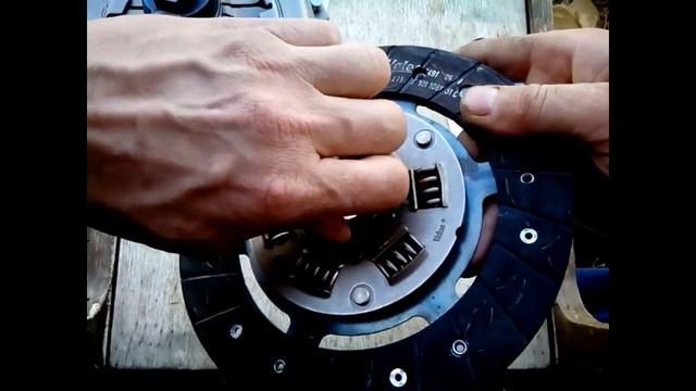 Обзор комплекта сцепления Valeo для ВАЗ-2101-07, Нива 4х4 смотреть онлайн