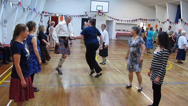 Duke and Duchess of Edinburgh, reel, RSCDS Book 39 смотреть онлайн