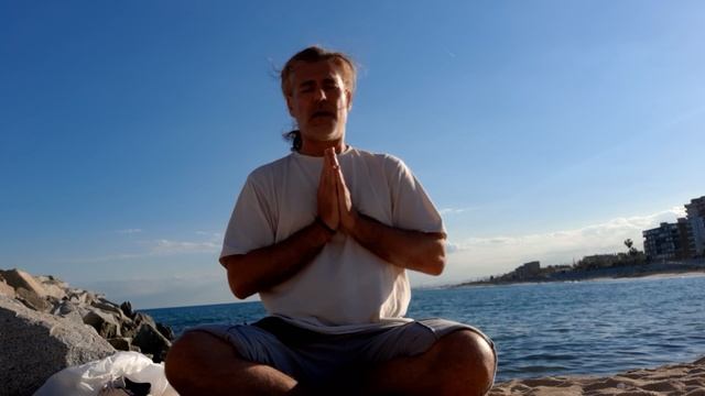 Moola Mantra por Ricard Om смотреть онлайн