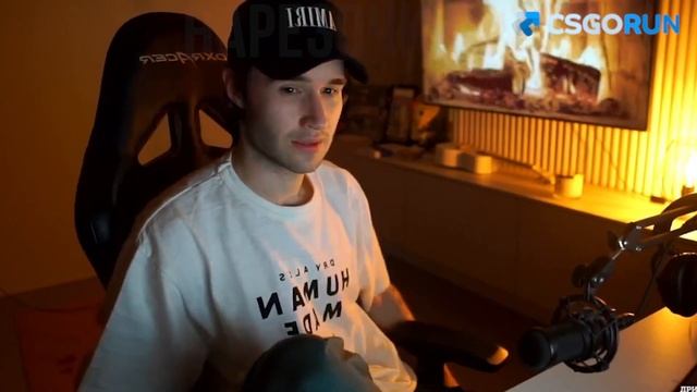 Кореш про свои волосы (лёша лысеет?) смотреть онлайн