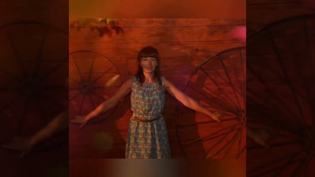 REMIX Cuban dance# Кубинский танец# Девушка играет красиво на гитаре смотреть онлайн