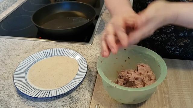 Нежные котлеты из консервированного тунца! смотреть онлайн