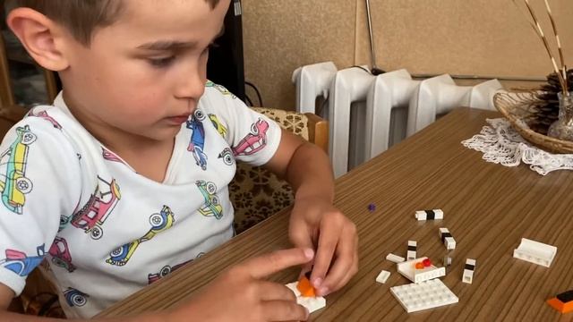 Как сделать мусорный бак из из Лего Майнкрафт “Портал в подземелье”. смотреть онлайн