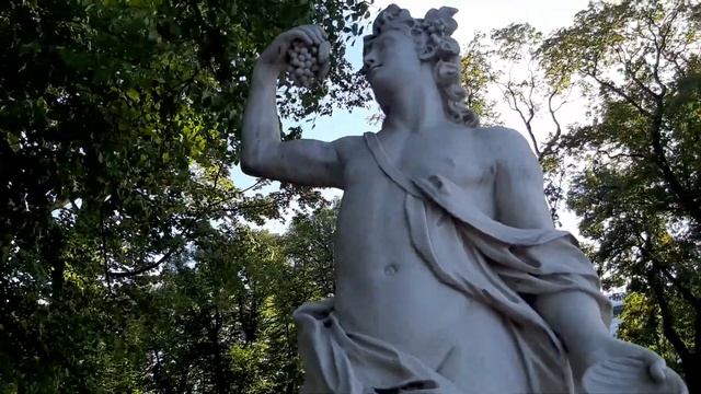 Истории Летнего Сада. Среди фонтанов и скульптур. смотреть онлайн