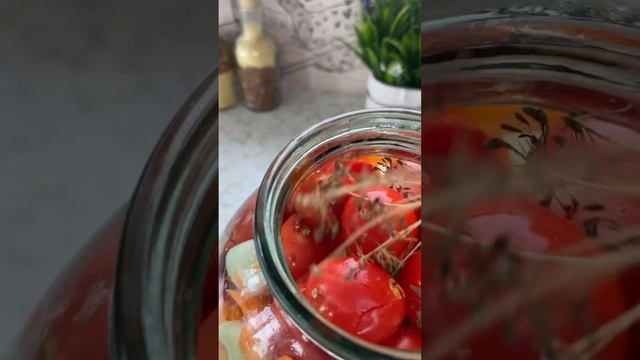 Маринованные помидоры с капустой