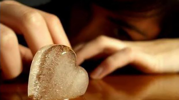 Проникновенное стихотворение о грустной истории любви. Я не люблю. смотреть онлайн