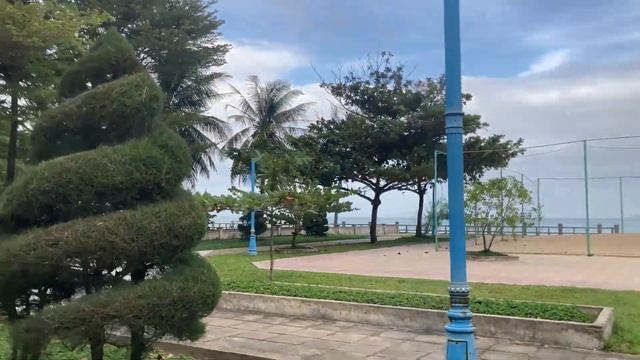 Вьетнам. Прогулка по набережной. Башня Лотос. Парк Александра Йерсина. Vietnam . Vlog №5
