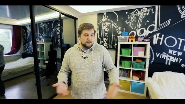 КВАРТИРА ГИТАРИСТА СЕРГЕЯ ТАБАЧНИКОВА / ПРО ПИТЕР смотреть онлайн