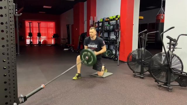 Лэндмайн жим штанги с колена смотреть онлайн