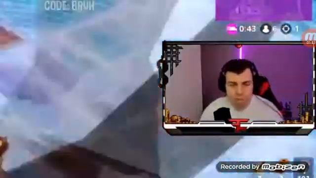 Streamers react to new legendary tactical shotgun and new (xbox bundle) смотреть онлайн