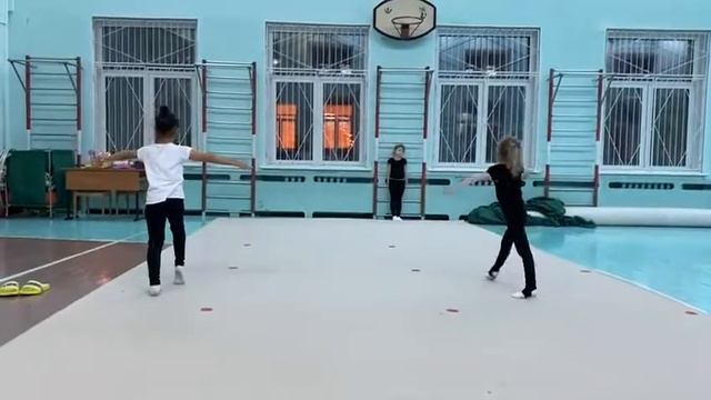 Тренировка. Работа с обручем.