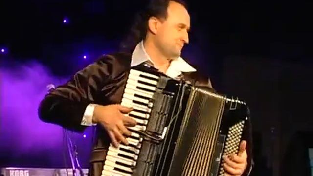 Аккордеонист ЮРИЙ ТЕРТЫЧНЫЙ   BESAME MUCHO Consuelo Velázquez