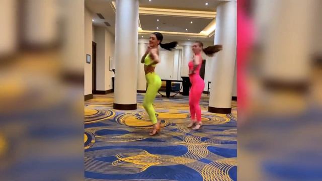 Bachata Lady Style (Carita de inocente) Anna & Olga смотреть онлайн