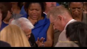 Молитва исцеления за телезрителей - Бенни Хинн