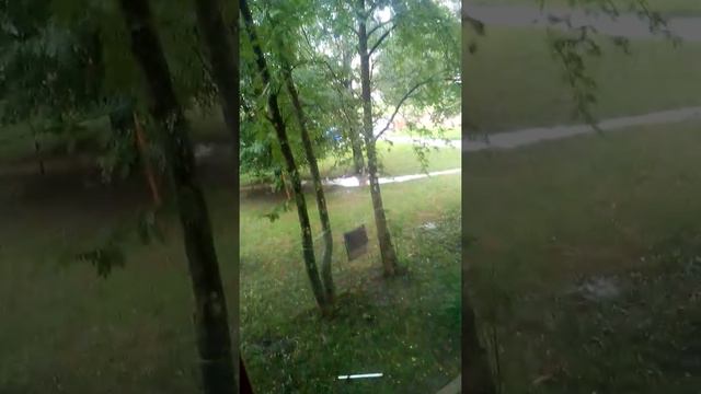 Идёт дождик смотреть онлайн