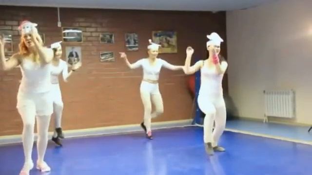 Фитнес клуб Камелот смотреть онлайн