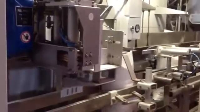 Фасовка в полипропиленовые мешки с зашивкой по 30кг, 1200 мешков в час Продажа ПВД ПНД ПП ПС БОПП смотреть онлайн