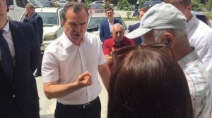 Губернатор Вениамин Иванович Кондратьев не смог ответить за работу своих подчиненных .