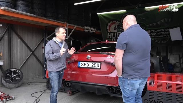 Alfa szedán Ferrari motorral: Giulia Quadrifoglio 2016-ból - Totalcar Erőmérő смотреть онлайн