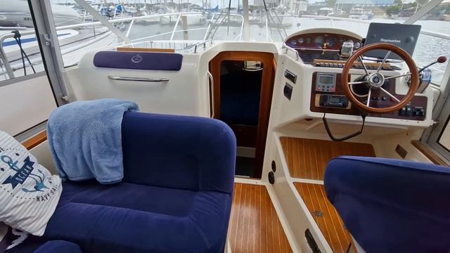 Aquador 32 Coupe