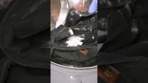 Как покрасить одежду в стиральной машине? Краситель "Обновит" Черный