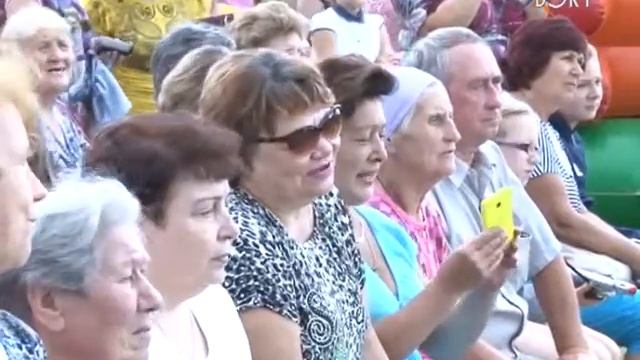 Танцы и угощение. В Исаково отметили день села смотреть онлайн