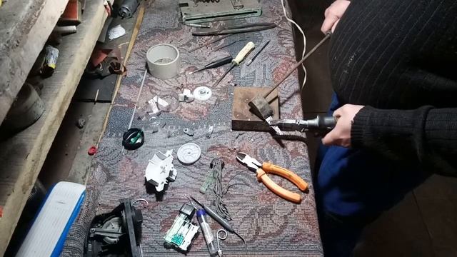 Ремонт поводка обдува заслонки печки, холдный горячий воэдух! смотреть онлайн