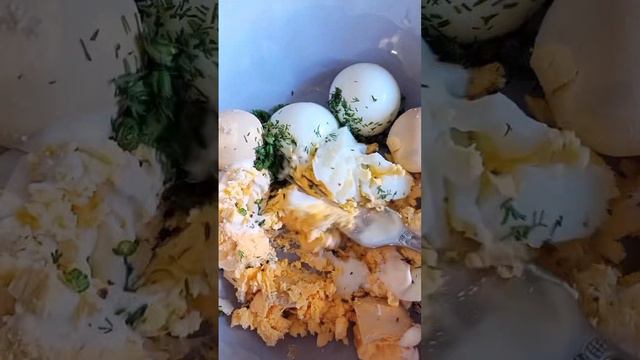 фаршированные яйца