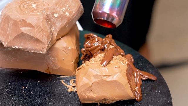 Best Chocolate Sculpture Wins $5,000 Challenge! смотреть онлайн
