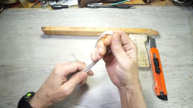 Как сделать пистолет из дерева .