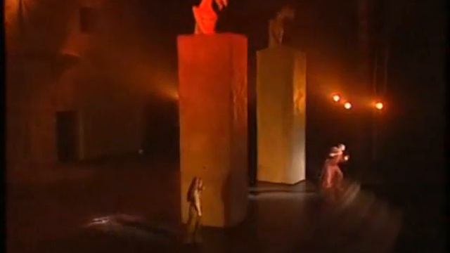 Ma Maison C'est Ta Maison (Russian Notre Dame De Paris)