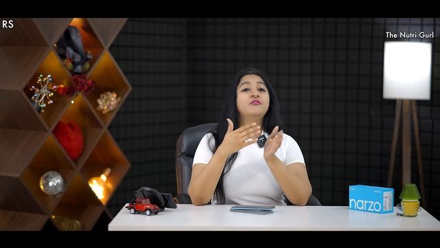 Realme NARZO 50 - Unboxing & Quick Review in HINDI ( Indian Retail Unit) смотреть онлайн