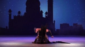 Восточный танец со змеей в Барнауле