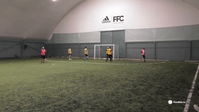 FOOTBIC.RU. Видеообзор 6.11.2017 (Метро Марьина Роща). Любительский футбол смотреть онлайн