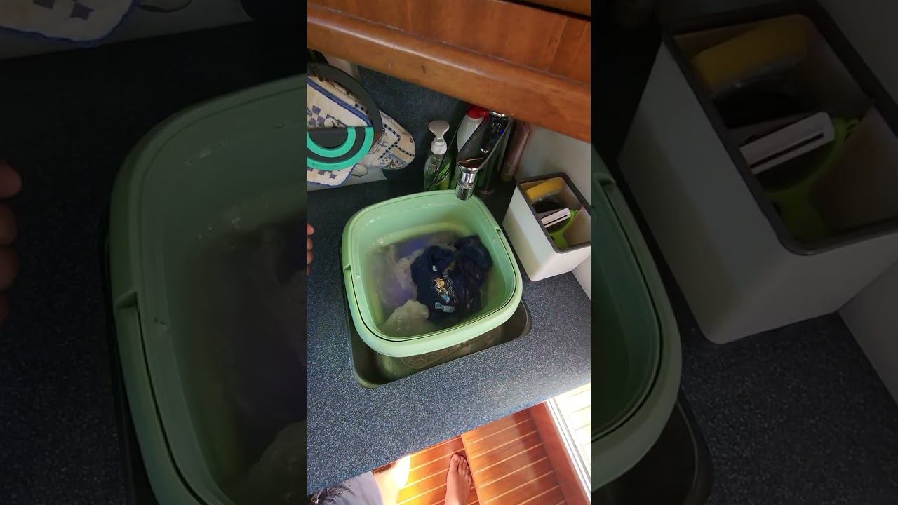 портативная стиральная машина на лодке смотреть онлайн