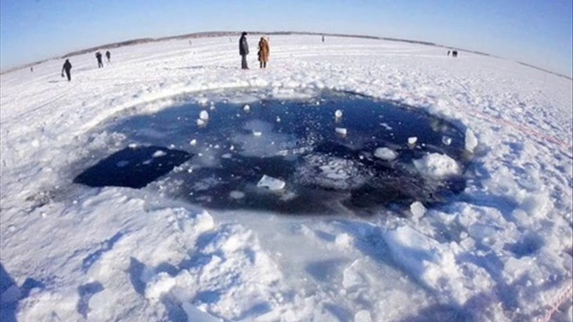 Почему упал метеорит в Челябинске смотреть онлайн