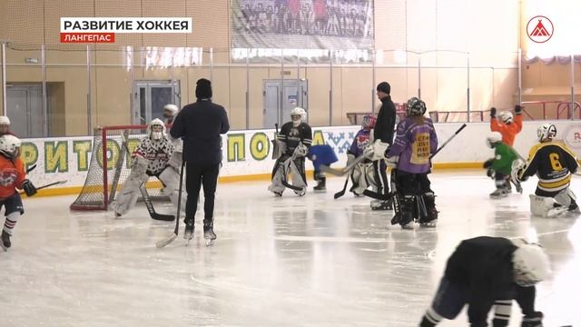 Мастер класс по хоккею 2022-04-18 смотреть онлайн