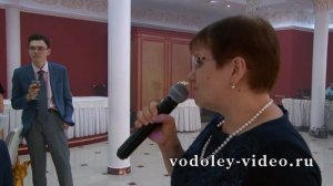 Выпускной в ресторане.   Напутствие от завуча.