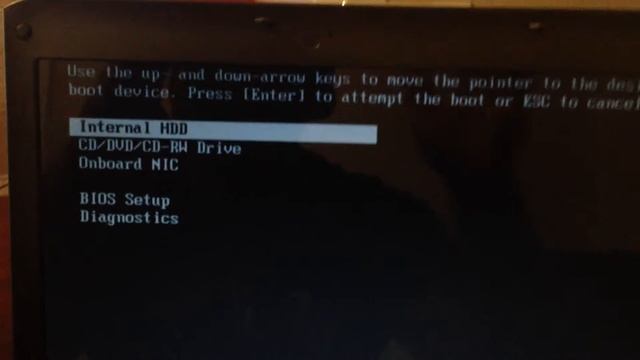Changing the device boot order within the Boot Menu. смотреть онлайн