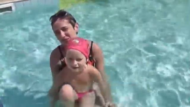 Отдых в Ялте. В Ялте-Интурист можно отдохнуть и с детьми смотреть онлайн