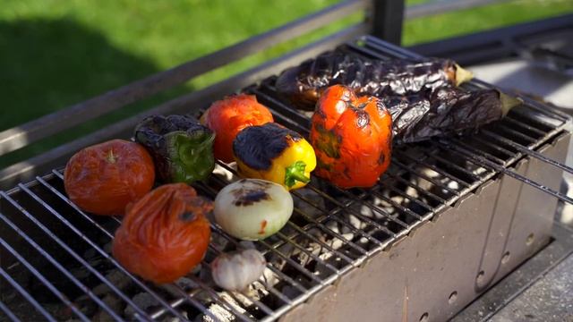 АДЖАПСАНДАЛ. ЛЕГЕНДАРНЫЙ САЛАТ НА МАНГАЛЕ. смотреть онлайн