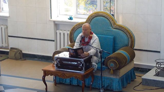 2019.10.20 Е.М. Камалакантха Пандит прабху ШБ 7.14.3-4 смотреть онлайн