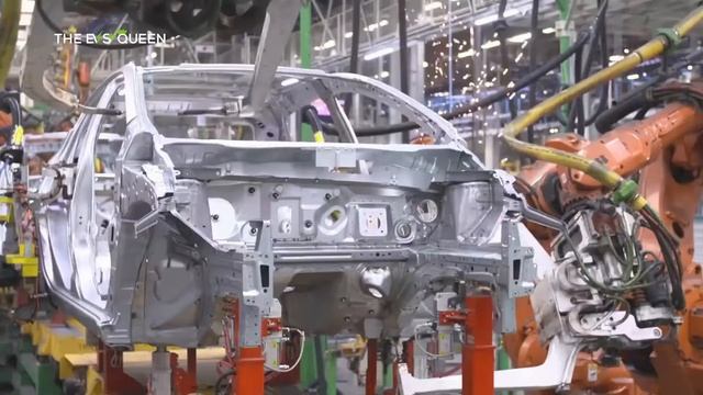 Nissan plans to manufacture all-electric successor to the compact Nissan Micra смотреть онлайн