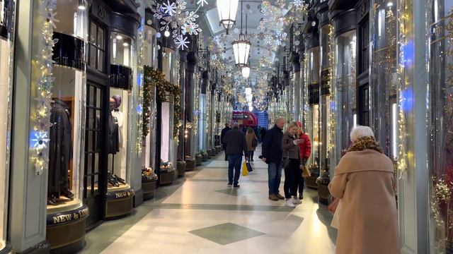 Walking along Jermyn Street, London's GENTLEMAN street ? located in the exclusive area of St James' смотреть онлайн