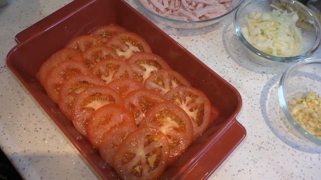 Без жарки и возни ! Быстрая ЗАПЕКАНКА из того , что было в холодильнике ! смотреть онлайн