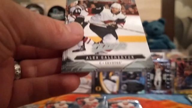 2019/20 UPPER DECK MVP HOCKEY HOBBY BOX#5 BOX BREAK? ONE OF ONE смотреть онлайн