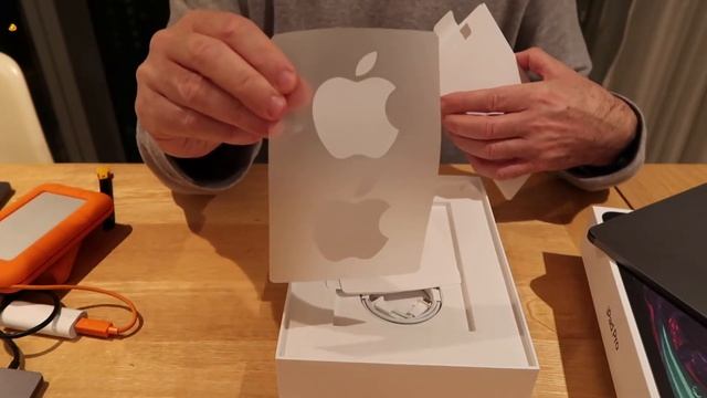 Not another Apple iPad Pro 11" Unboxing ? | First Impressions смотреть онлайн