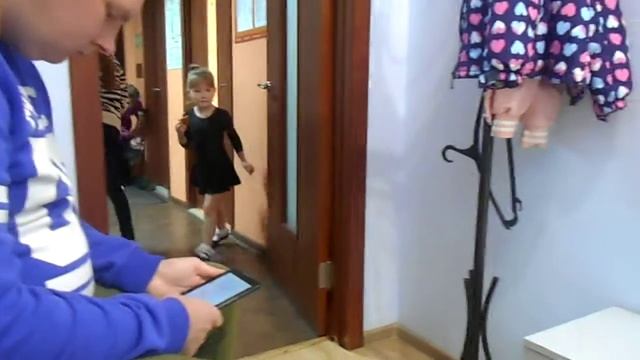КСЮша пришла на занятия танцами Ksenia came to dance classes #59 смотреть онлайн